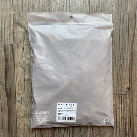 ❌SOLD❌ BALANCE ATHLETICA ASCEND PANT - Picture 6 of 7